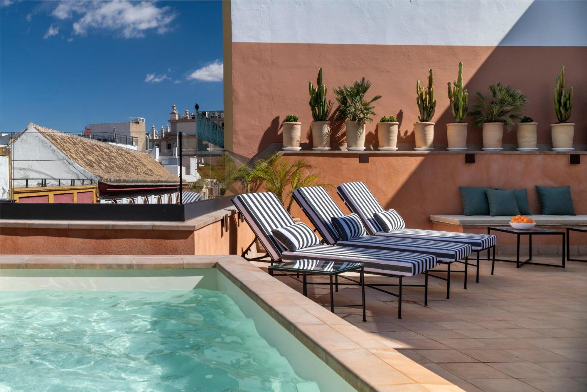 Casa Bedoya Suites & Colors By Magno Apartments Севилья Экстерьер фото
